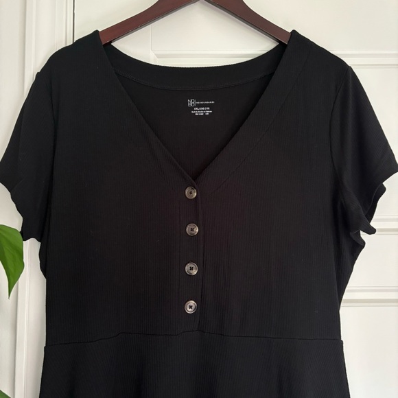 • [NoBo] Fit Flare Dress • - Picture 2 of 8